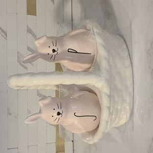 Easter bunny sal and pepper